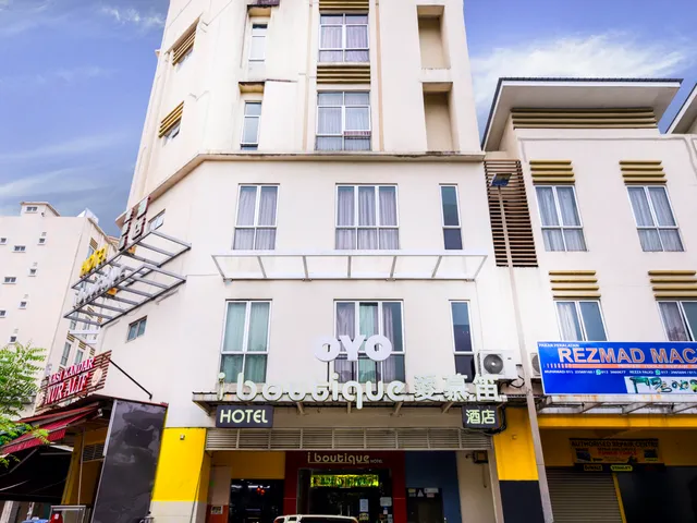 Super OYO 331 I Boutique Hotel