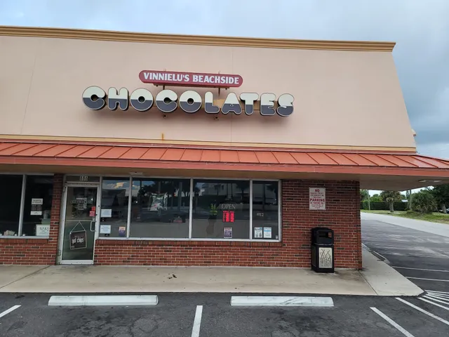 Vinnielu's Beachside Chocolates