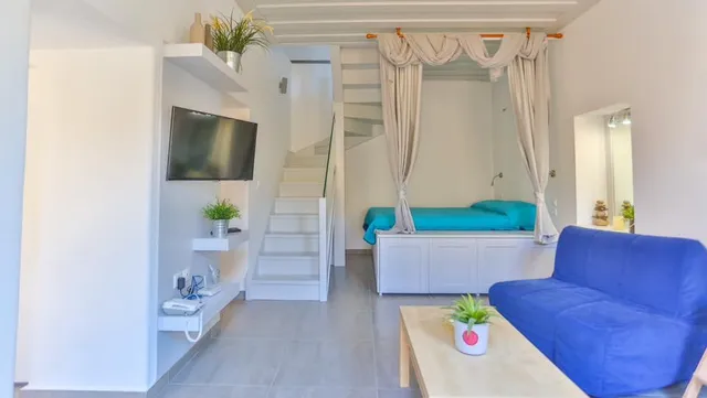 Annika Deluxe Apartments