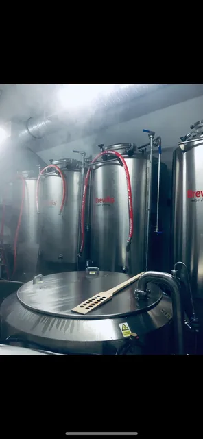 Parabolic Lázárus Brewery