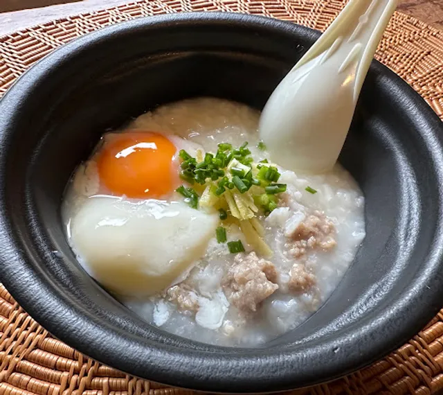 タイのお粥屋 おかゆ+