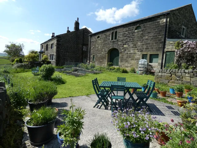Elmet Farmhouse Holiday Cottage Hebden Bridge