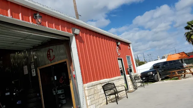 Lalo Garcia Tire Shop & Towing