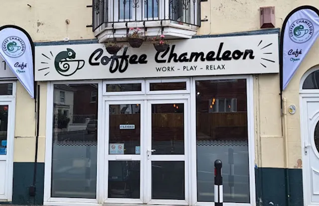 Coffee Chameleon Café