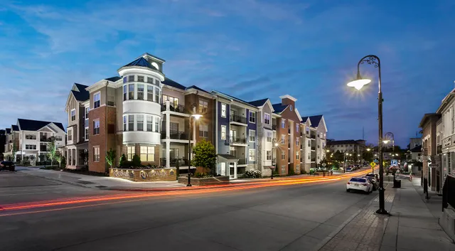 RiverWalk on the Falls Apartments