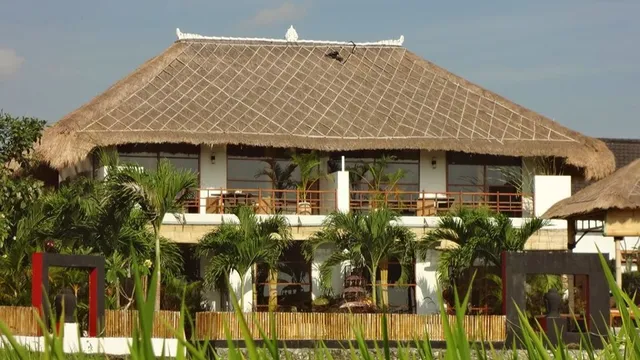 SCOOTER & ROOM rental "Bali Villa MARENE"