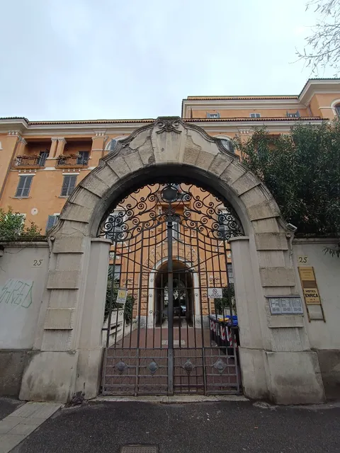 HOTEL PALESTRO PALACE