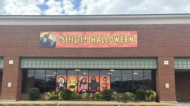 Spirit Halloween