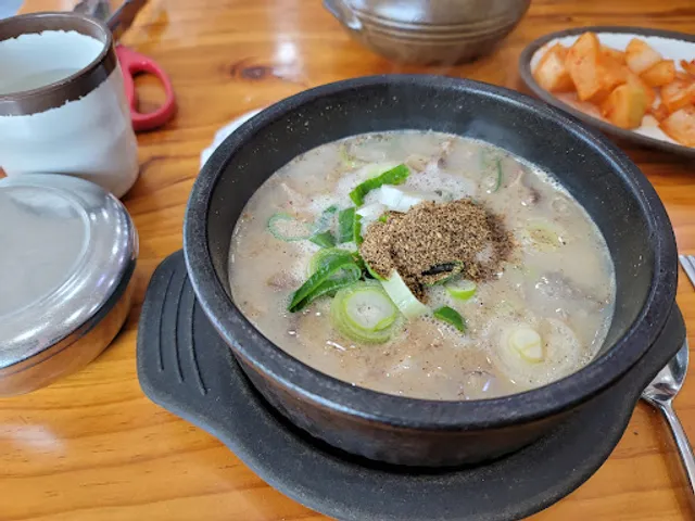 윤가네토종순대국