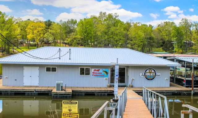 Sportsman's Anchor Resort & Marina