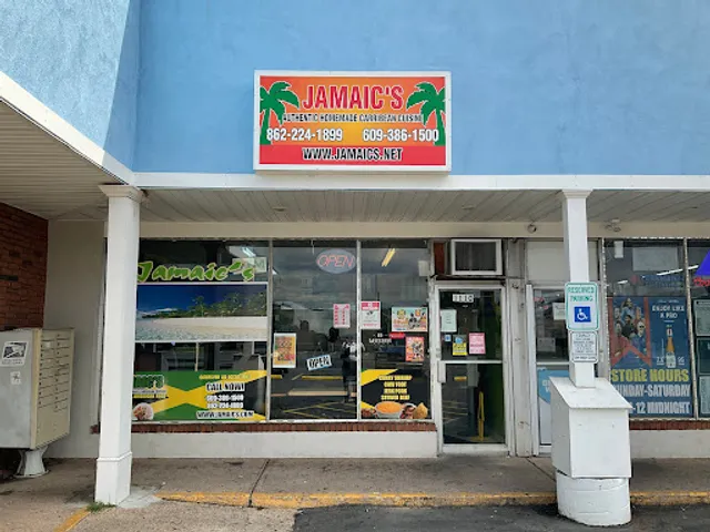 Jamaic’s Caribbean Cuisine