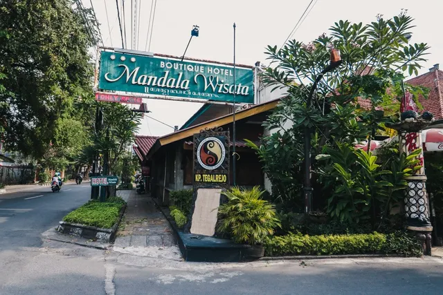 RedDoorz Plus @ Purwosari