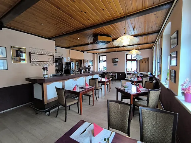 Gasthof Düpow, Restaurant und Eismanufaktur