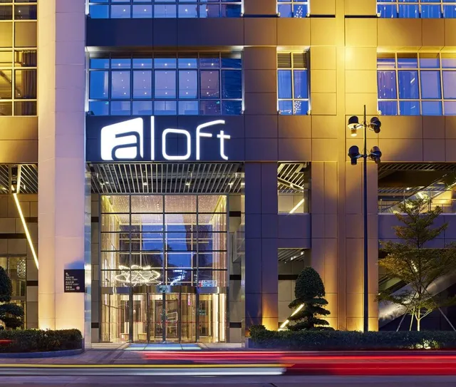 Guangzhou Tianhe Sports Center Mercure Hotel