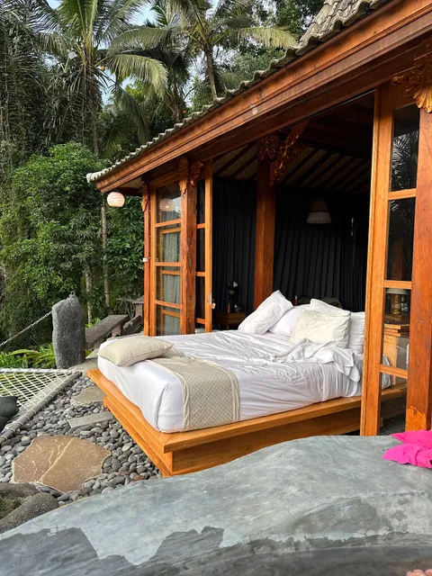 Beyond Heaven Bali 01