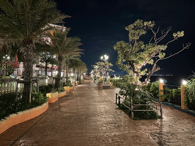 サンセットウォーク北谷