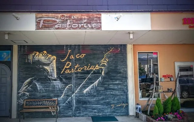 カフェ・パストリアス