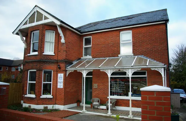 Wight Architecture and Old Church House Bed & Breakfast