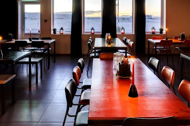 Midgard Restaurant & Bar