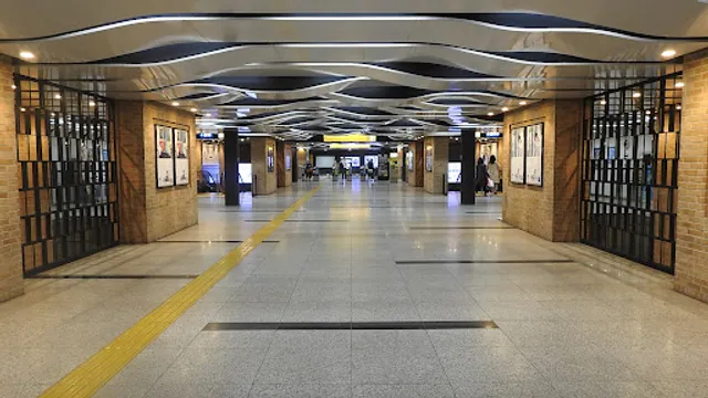 Kobe-Sannomiya Station