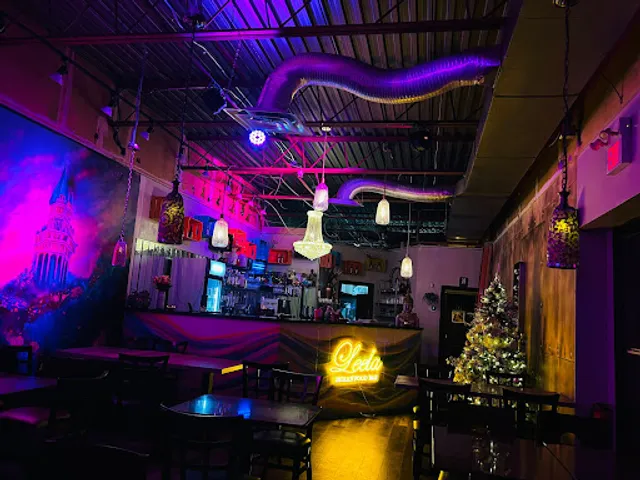 Leela Indian Food Bar (Dundas) Best Indian Restaurant Toronto