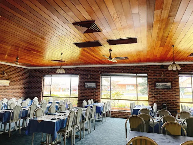 Oberon Rainbow Chinese Restaurant