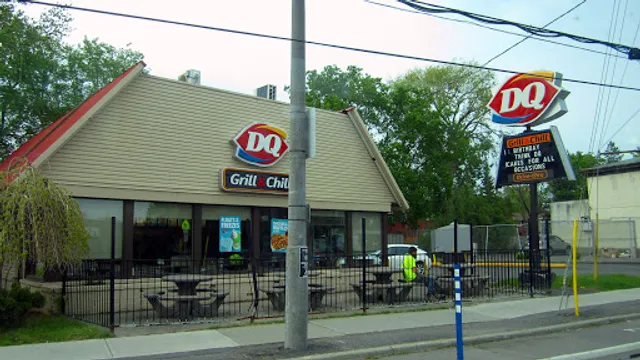 Dairy Queen Grill & Chill