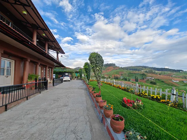 OYO Home 30447 Valley View Studio Adasholai