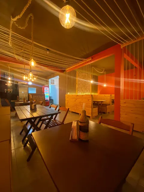 Hamburgueria NA LENHA