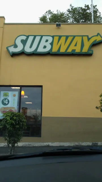 Pájaros Shopping Center