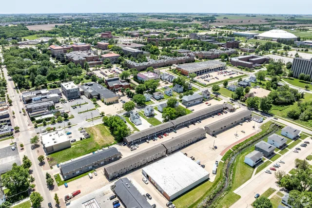 Residences on College Hill