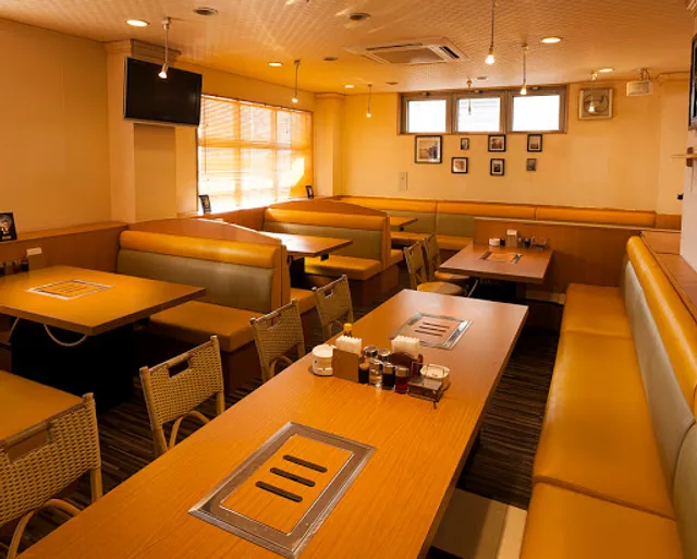 沸騰焼烤猪小妖