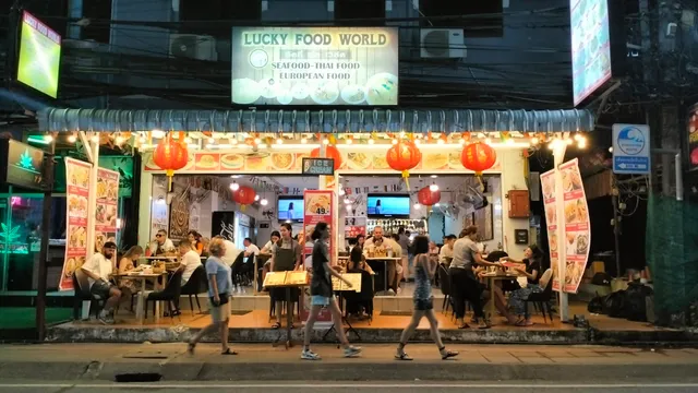 LUCKY FOOD WORLD Phuket