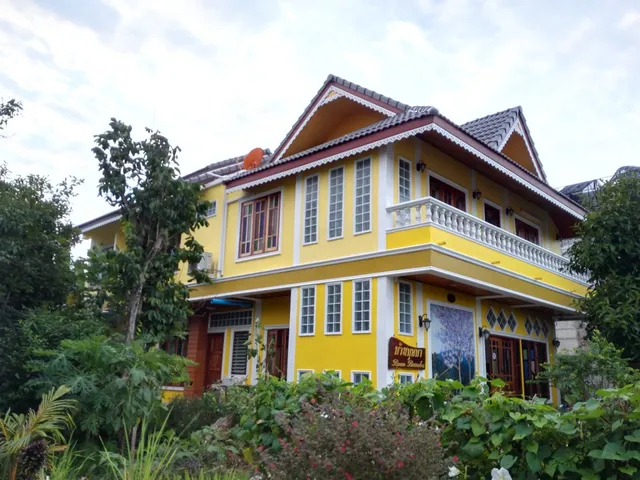 โรงแรมบ้านบุษบา Baan Bussaba Hotel