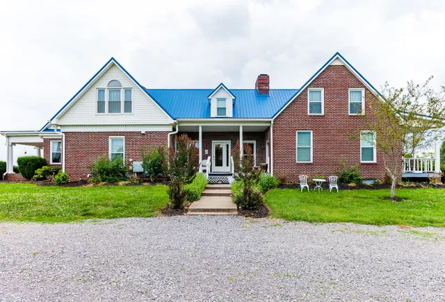 Genesis Country Estate