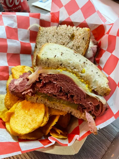 Kinsley's Smokehouse Deli