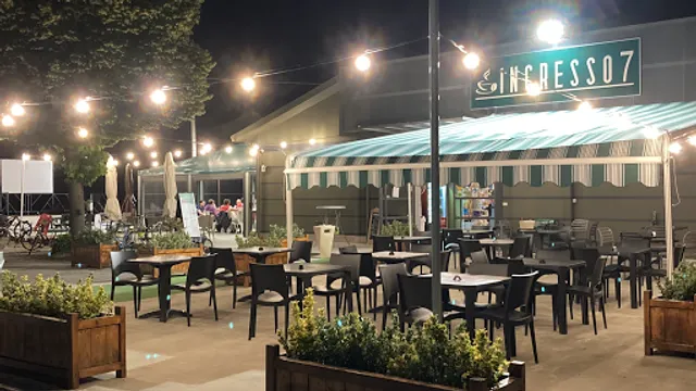 INGRESSO 7 Bar Ristoro