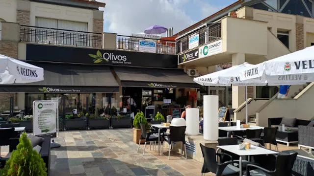 Olivos Restaurant Terrace