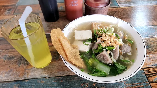 Warung Sumber Rejeki (mba Jijan)