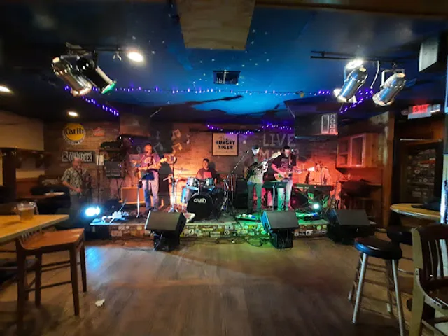 Hungry Tiger Cafe & Restaurant