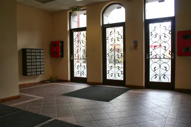 Hogg & Mitchell Apartments