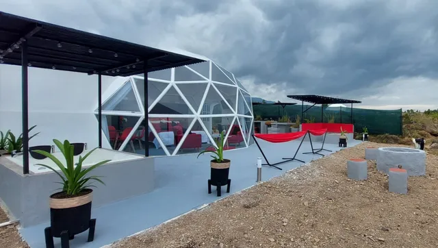 MONARCA AZUL GLAMPING