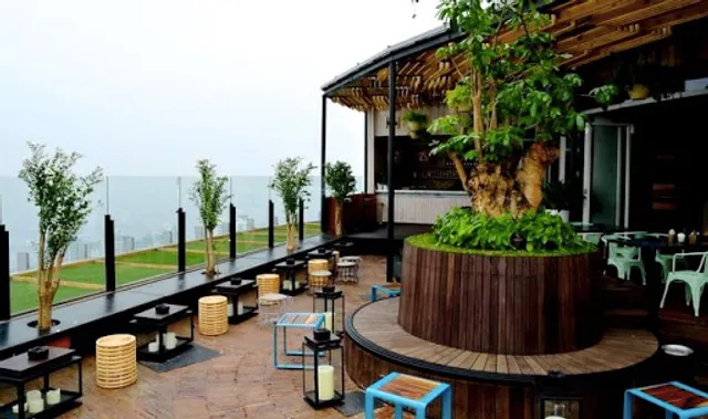 SKYE Rooftop Dining & Lounge