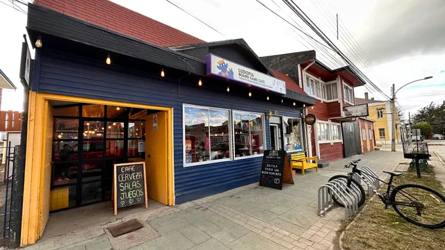 Ludopía Board Game Café