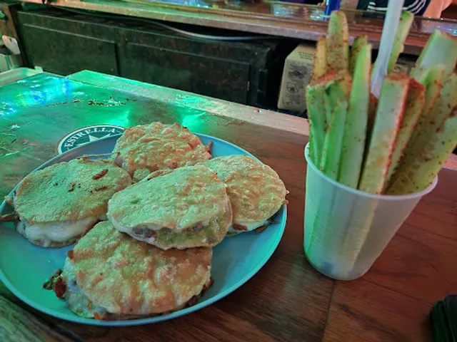 Fruteria Y Neveria La Dulce Vida