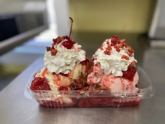 Sissy's Sweets and Ice Cream