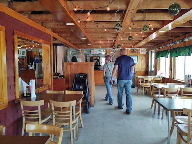 Shaw's Fish & Lobster Wharf