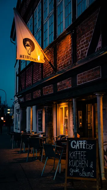 HEIMLICHT - Cafébar im Finders