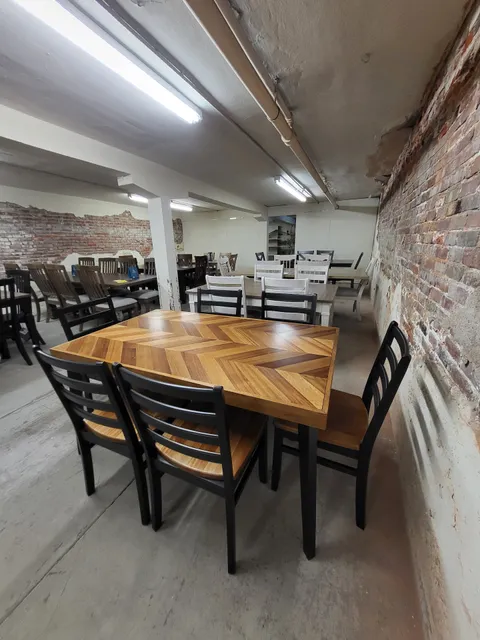 Family Discount Furniture