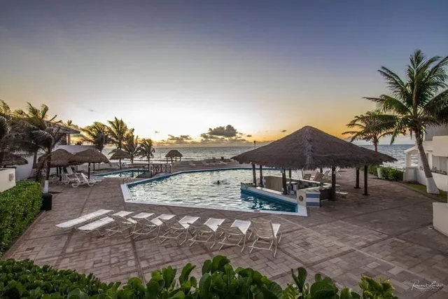 Brisas 10 suites and rooms